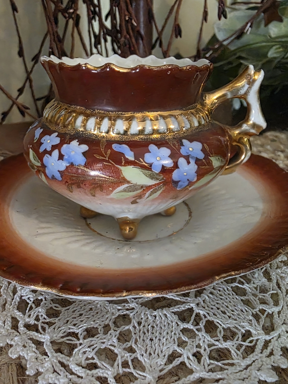 Decorative Brown and Gold Floral Footed Porcelain Espresso Cup And Saucer